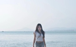 晚上睡不着偷偷看日本B站